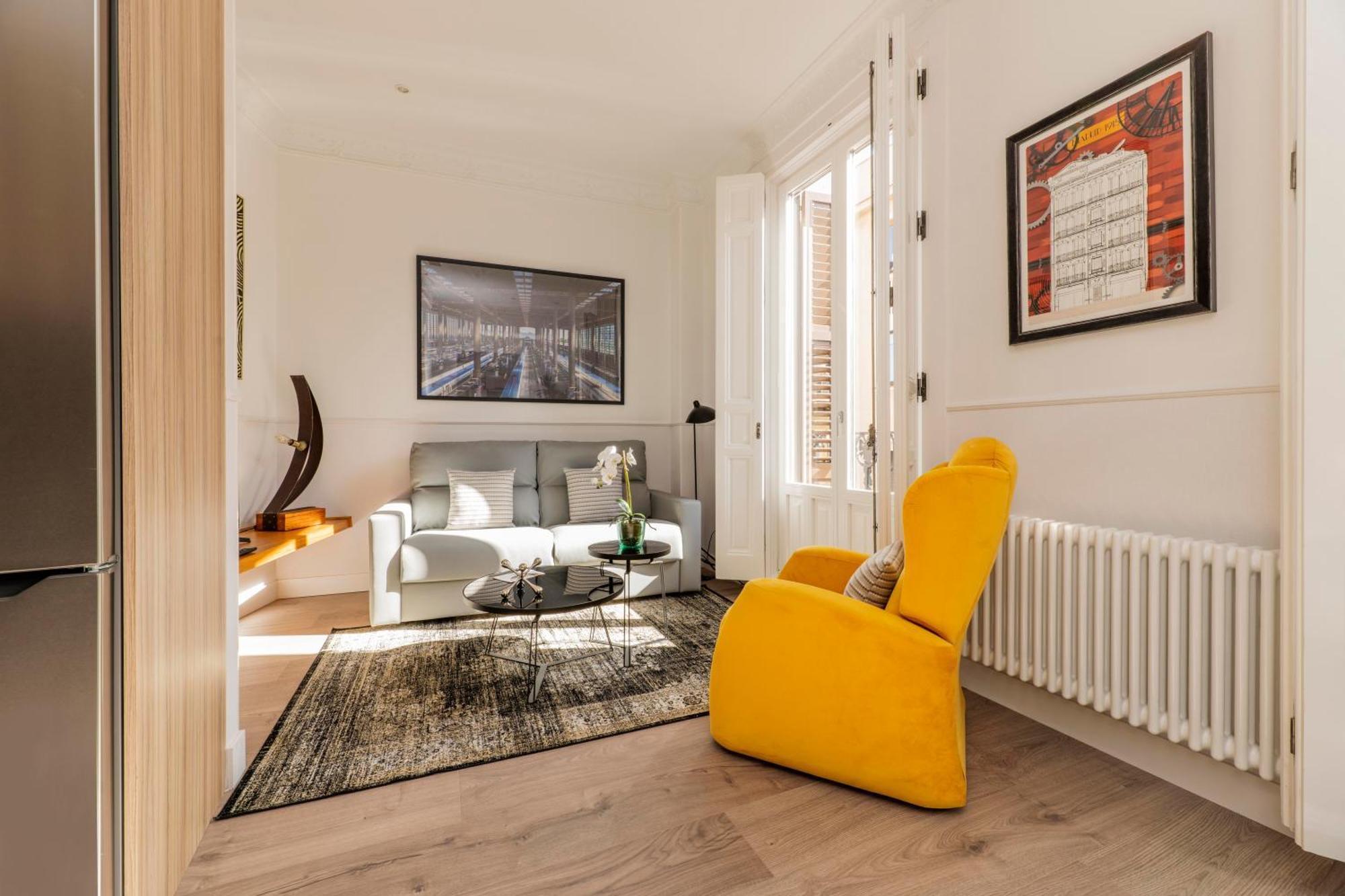 Madrid 1915 Private Suites Rum bild