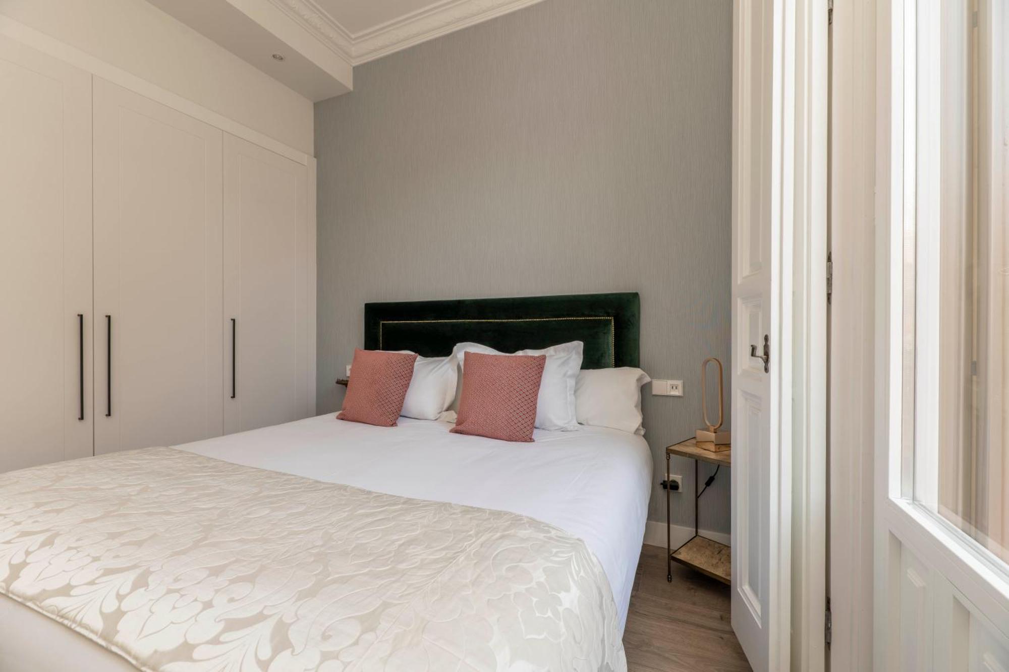 Madrid 1915 Private Suites Rum bild