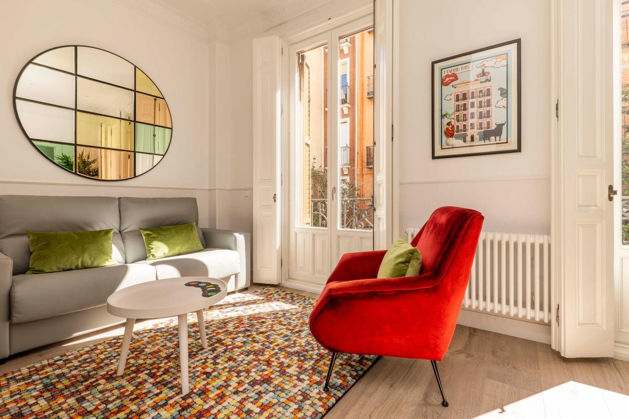 Madrid 1915 Private Suites Rum bild