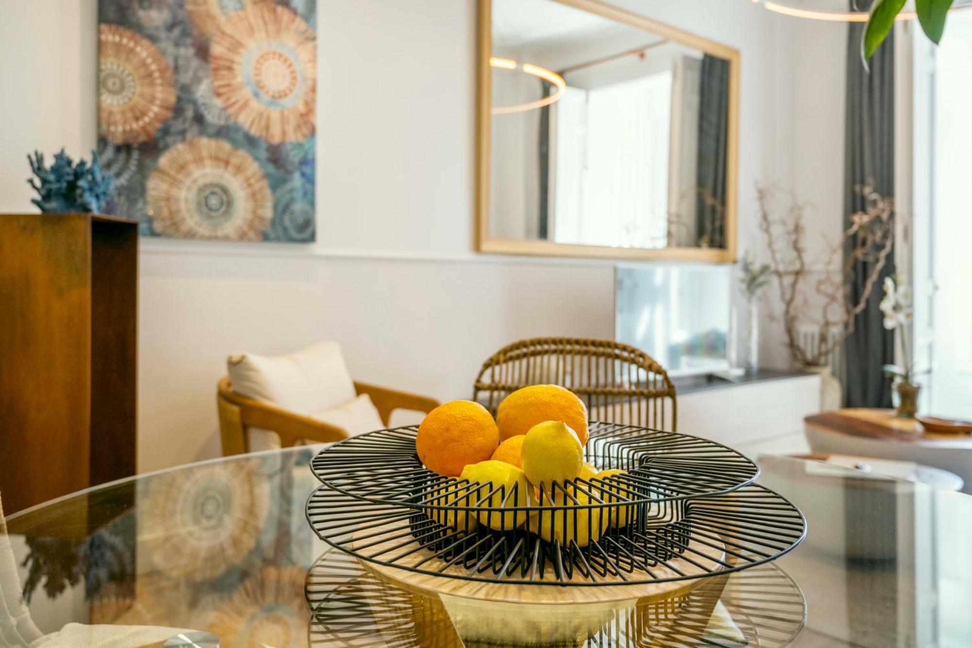 Madrid 1915 Private Suites Rum bild